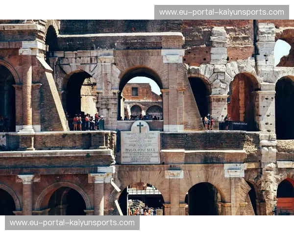 永恒之城的战鼓:当意甲豪门遭遇罗马尼亚铁骑,谁能主宰欧联之巅? 永恒之城的战鼓:当意甲豪门遭遇罗马尼亚铁骑,谁能主宰欧联之巅?